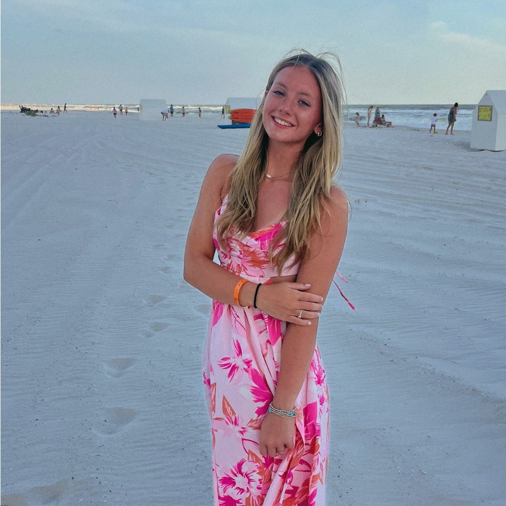 Meet your Posher, Ella